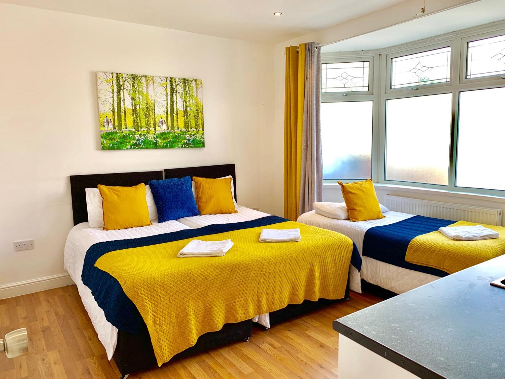 London Studio Apartments, Private Bathrooms And Parking Ilford Eksteriør billede