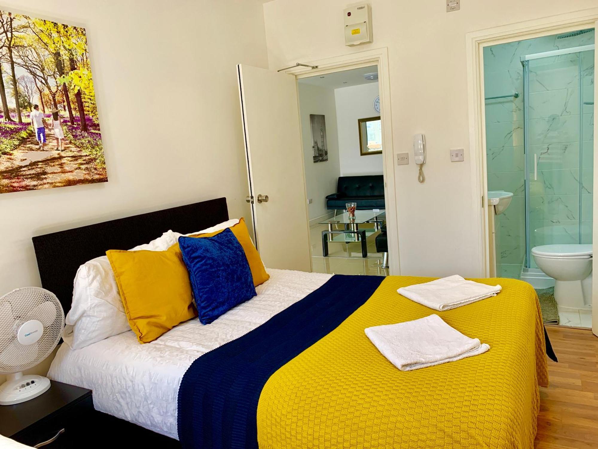 London Studio Apartments, Private Bathrooms And Parking Ilford Eksteriør billede