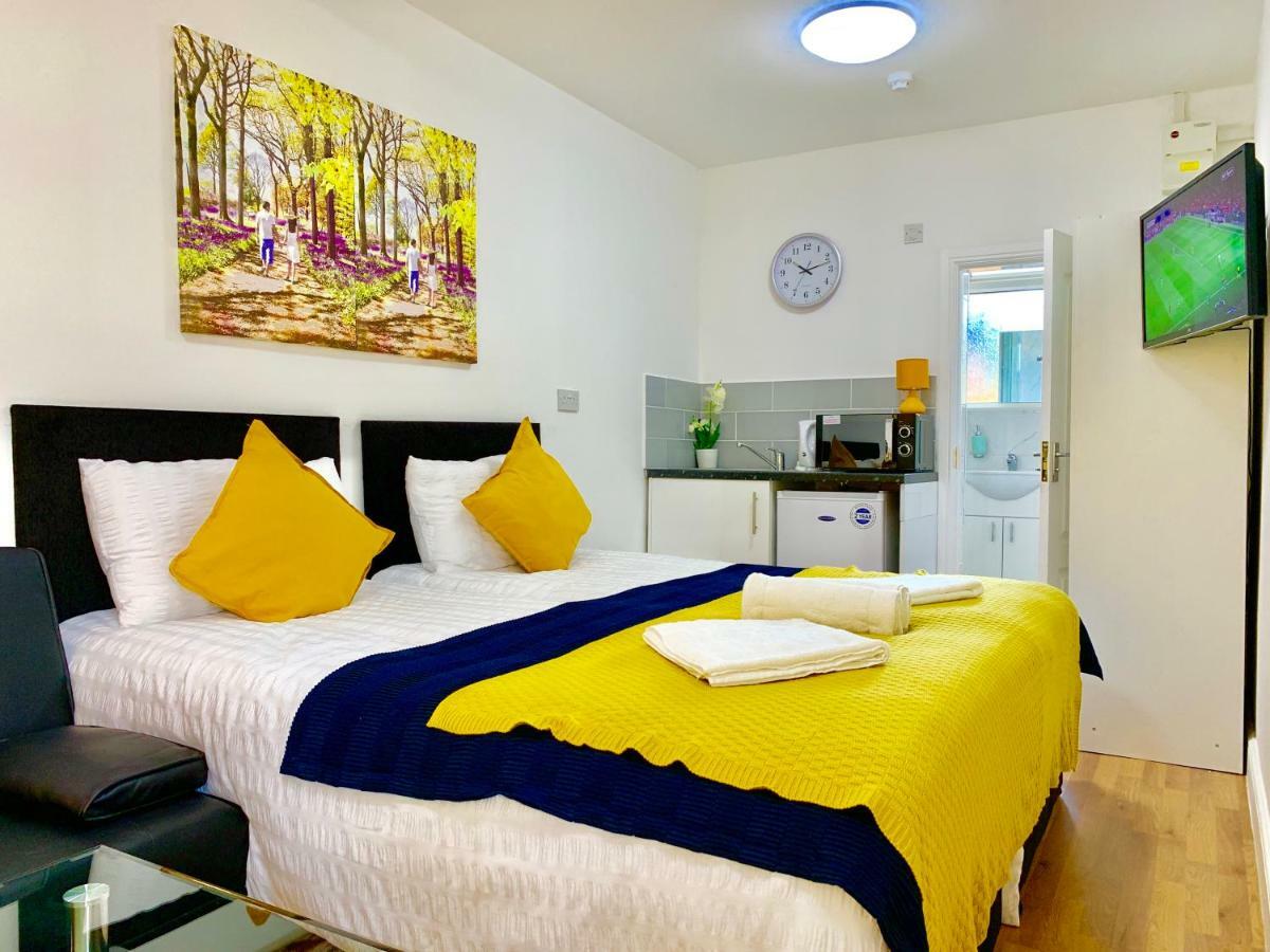 London Studio Apartments, Private Bathrooms And Parking Ilford Eksteriør billede