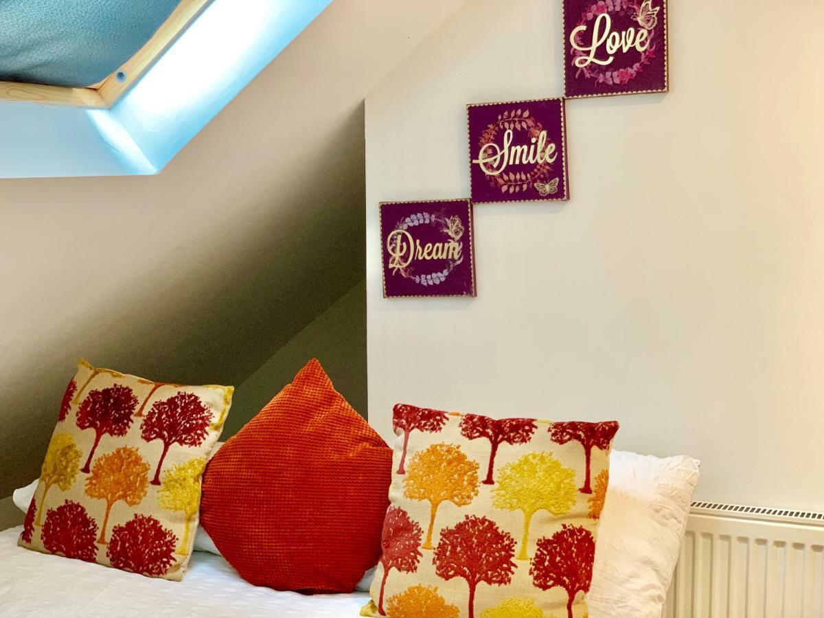 London Studio Apartments, Private Bathrooms And Parking Ilford Eksteriør billede