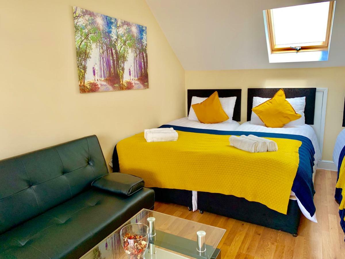London Studio Apartments, Private Bathrooms And Parking Ilford Eksteriør billede