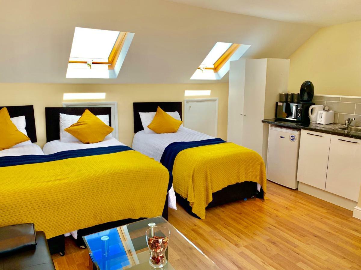 London Studio Apartments, Private Bathrooms And Parking Ilford Eksteriør billede