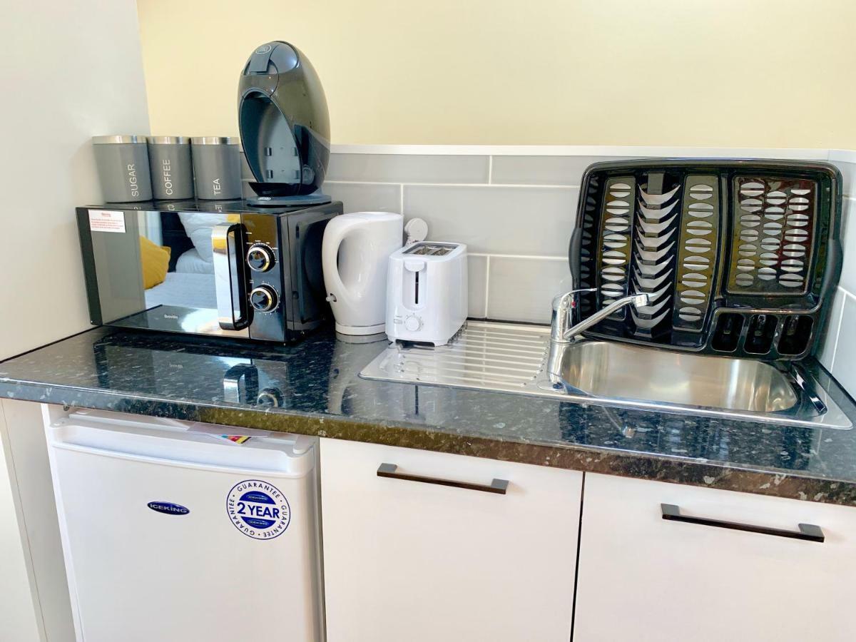 London Studio Apartments, Private Bathrooms And Parking Ilford Eksteriør billede